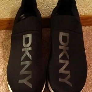 Dkny slide on
